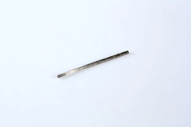 04401102_large.jpg