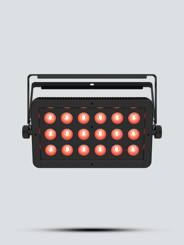 SlimPAR Q12 ILS - product view 3